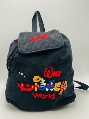 VTG Walt Disney World Backpack Spellout Embroider Drawstring Black Pooh WBB 90s